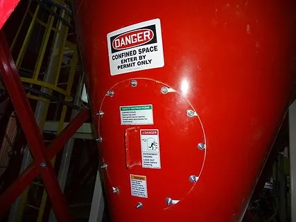CONFINED SPACE ENTRY TRAINING